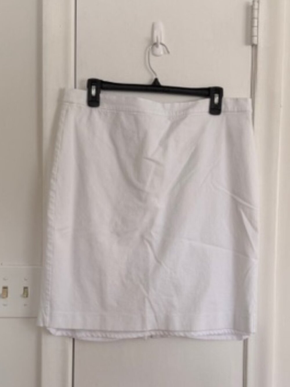 J.Crew White Pencil Skirt – Women’s Size 14 – Preppy Office / Country Club Style